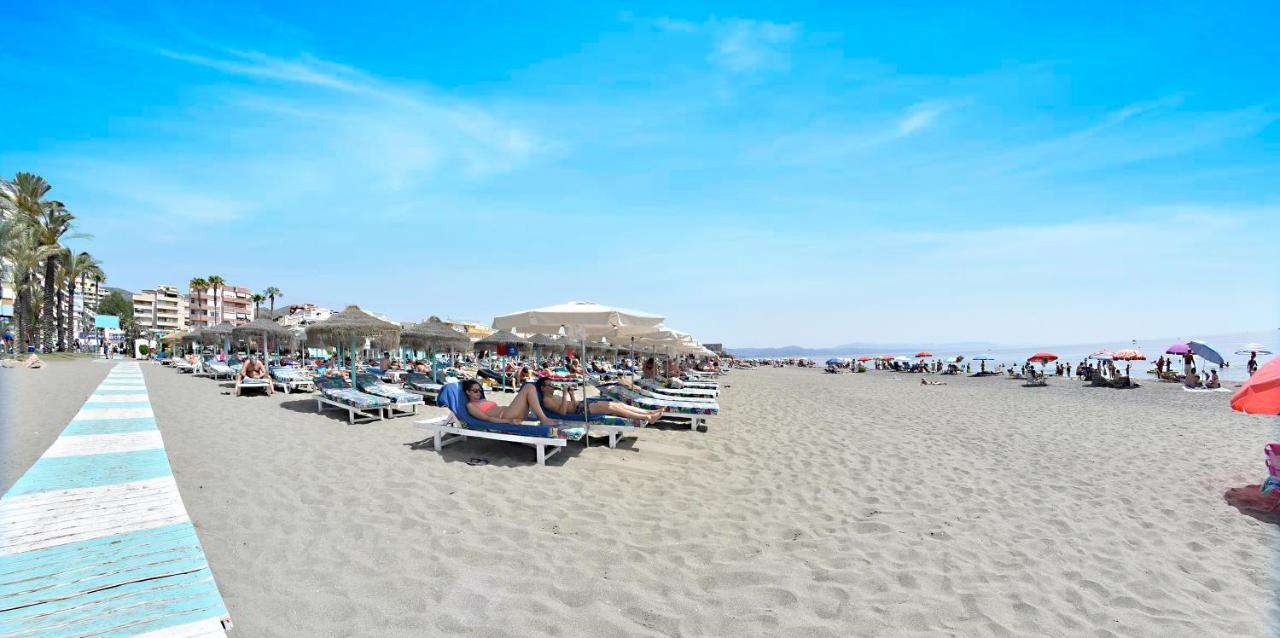 Sunsands Atico Playa76 Carihuela ตอร์เรโมลิโนส ภายนอก รูปภาพ